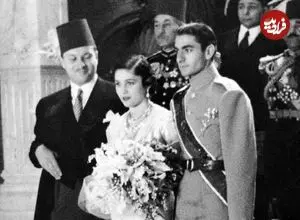 عکس| سفر در زمان؛ «محمدرضا پهلوی» در کنار «فوزیه، ملکه نازلی و دختران اش»؛ سال 1317