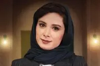 عکس| سفر زمان؛ تیپ و چهرۀ «فرناز رهنما» بر روی صحنۀ تئاتر؛ سال 93