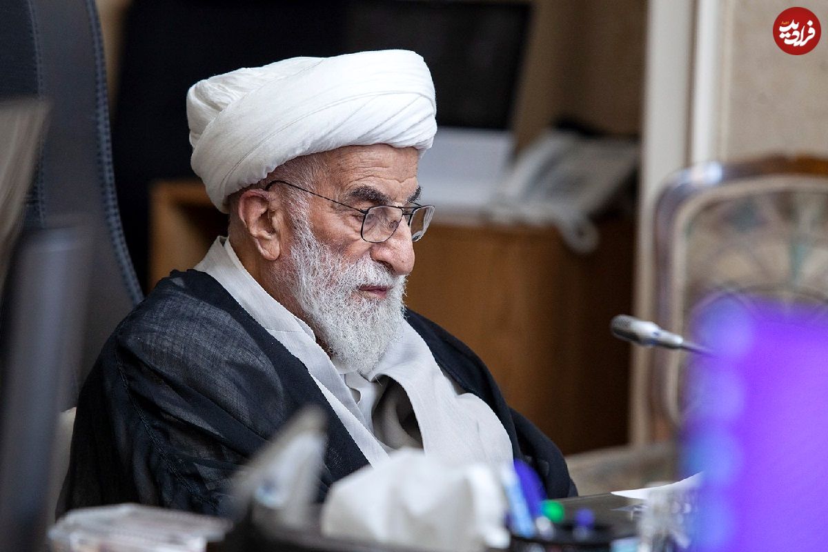 عکس؛ سفر در زمان؛ «آیت الله جنتی در کنار منتظری و شهید بهشتی» در قم؛ سال 59