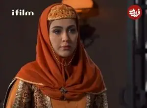 عکس| سفر در زمان؛ ژست «گلنار» سریال گیلدخت در خیابان های تهران؛ سال 1404