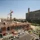 عکس| سفر زمان؛ توپ‌های جنگی و خیمه‌های سربازان در گوشه میدان توپخانه؛ 140 سال قبل