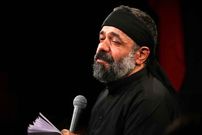عکس؛ سفر به تاریخ؛ «محمود کریمی» در نوجوانی در حال خواندن قرآن در جبهه؛ دهۀ 60
