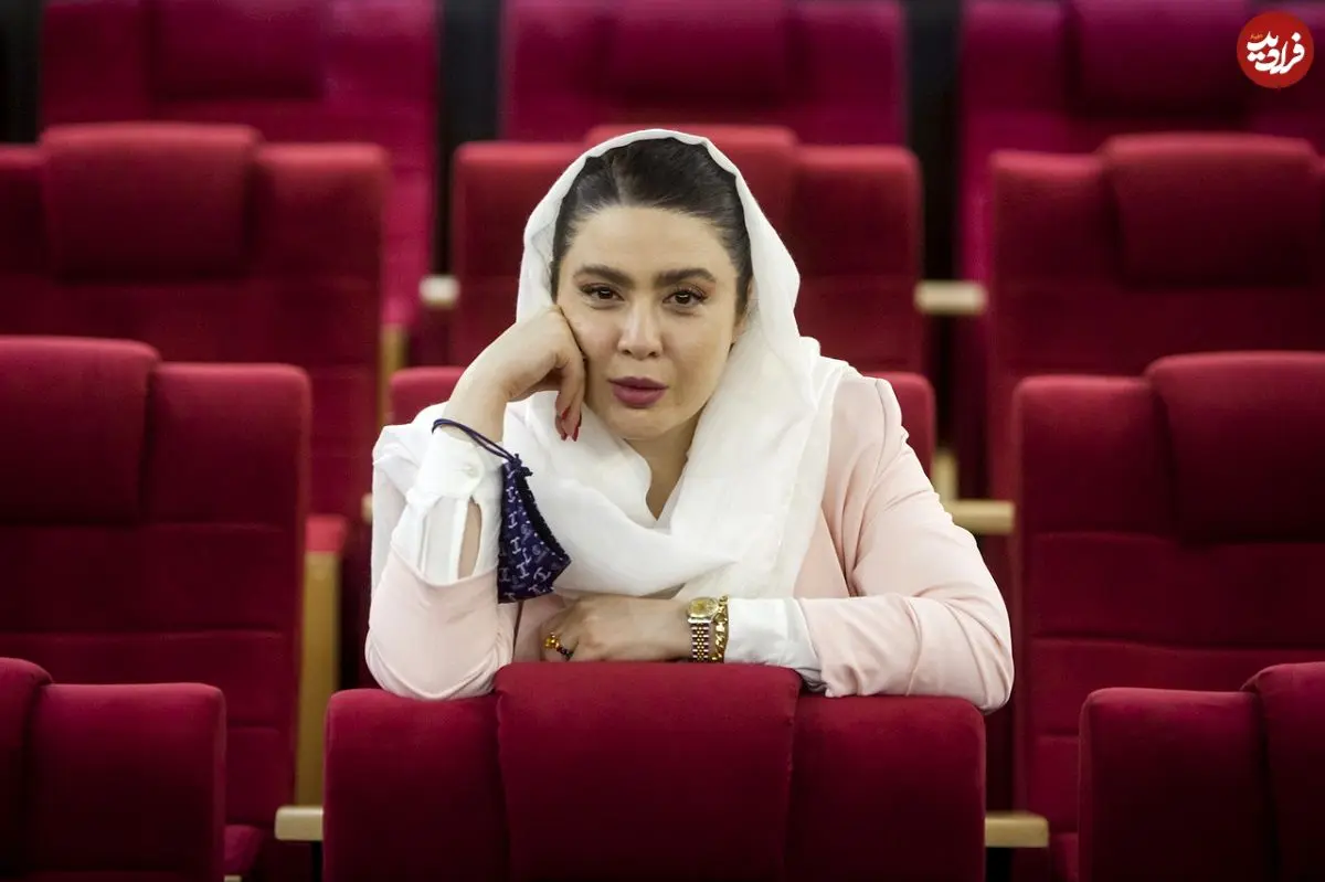 نازنین کریمی:«فرهاد اصلانی بازیگر به شدت ترسناکی است»