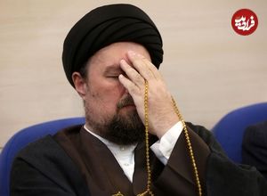 عکس؛ سفر در زمان؛ «سردار رادان در حال روبوسی با سیدحسن خمینی» در یک مراسم؛ سال 1402