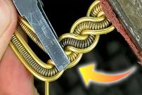 ببینید؛ فرآیند دیدنی ساخت دستبند با استفاده از میله فلزی