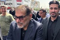عکس؛ سفر به تاریخ؛ دختر جوان هوادار «شمخانی» در انتخابات ریاست‌جمهوری؛ سال 1380