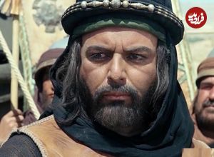عکس؛ سفر به تاریخ؛ چهرۀ متفاوت «زائده، پسرعموی مختار» در مراسم تجلیل از سریال «مختارنامه»