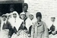 عکس؛ سفر به تاریخ؛ خواجۀ دربار ناصرالدین شاه که با یک «کنیز» کشتی گرفت