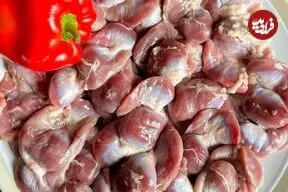 ببینید| طرز تهیه یک شام جدید با 250 گرم سنگدان مرغ و یک عدد گوجه فرنگی