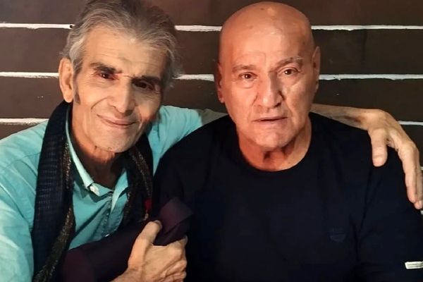 عکس| سفر در زمان؛ «صفر کشکولی» بعد قهرمانی در مسابقات پرتاب دیسک ایران؛ سال 56