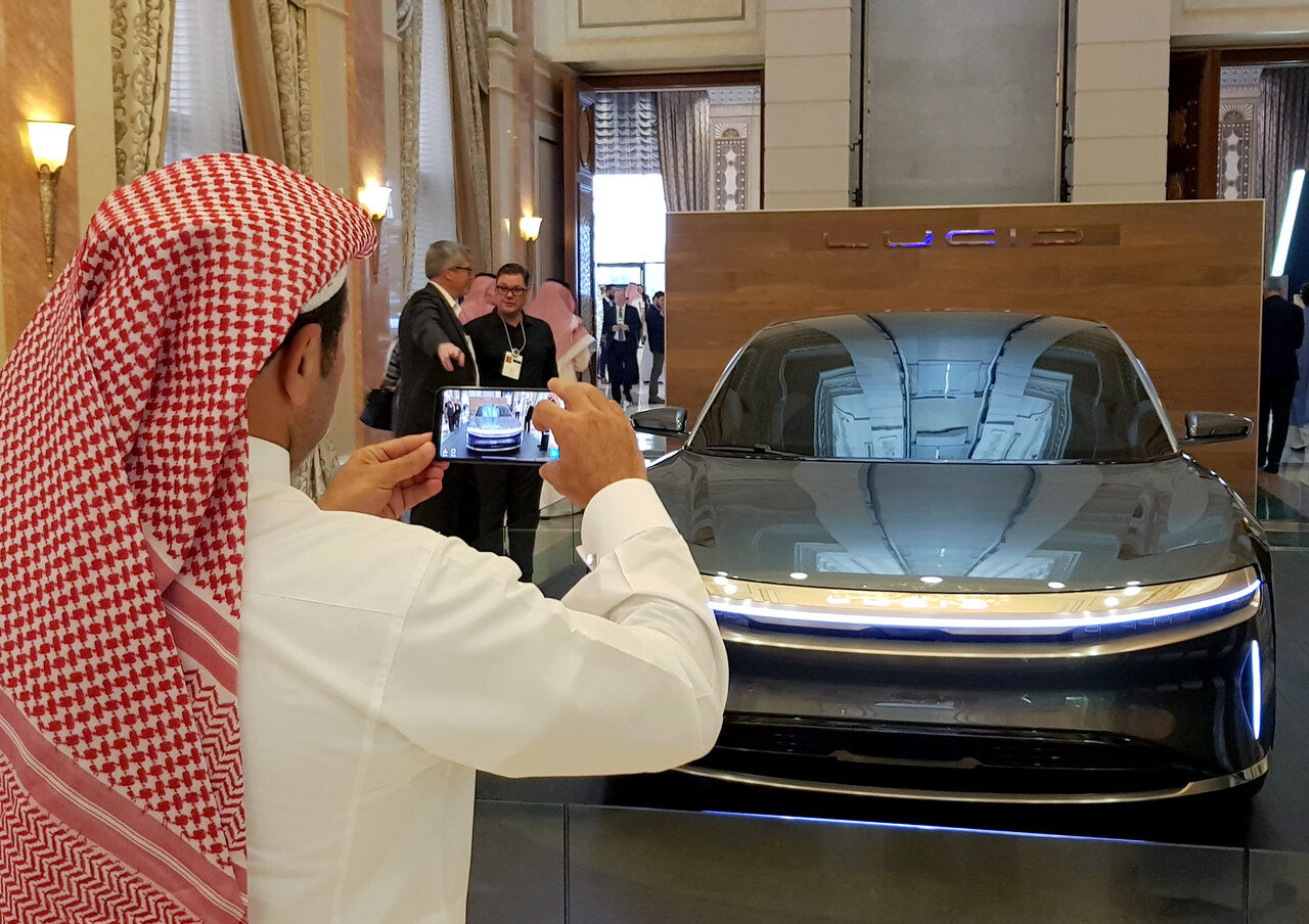 (عکس) خودروی برقی ساخت عربستان سعودی آماده صادرات می‌شود!