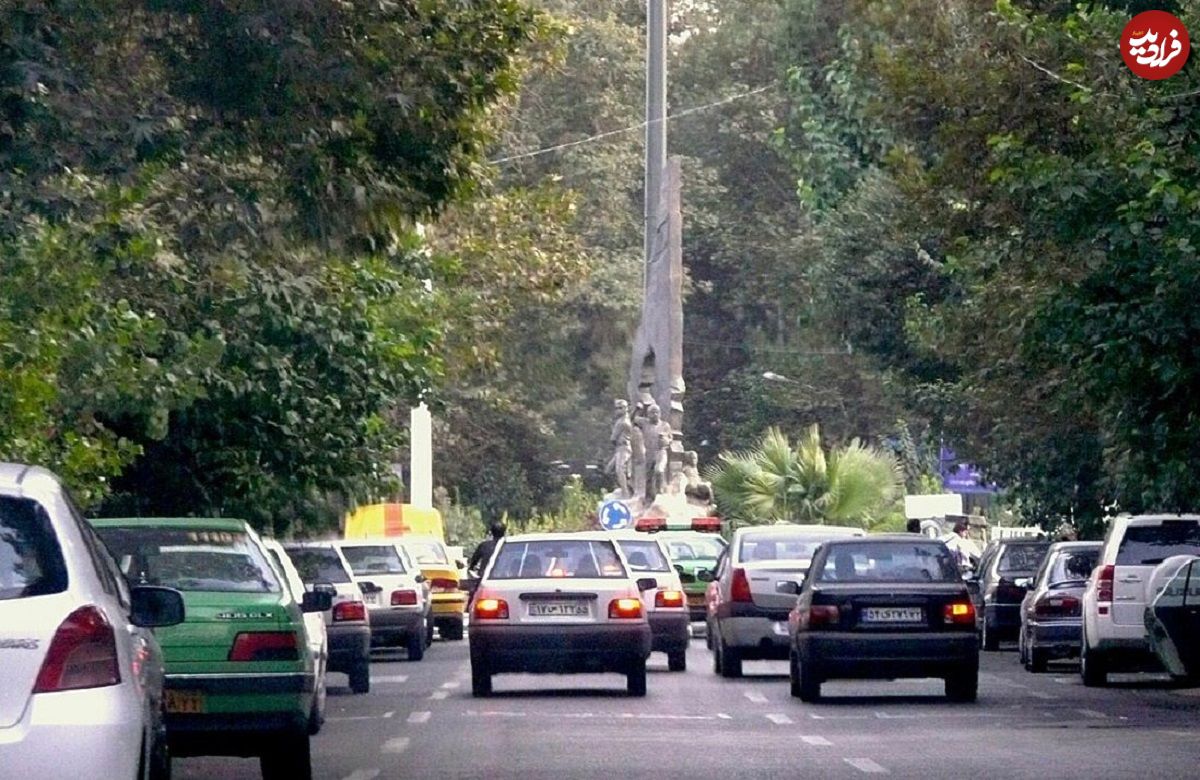 عکس؛ سفر در تاریخ؛ نمای هوایی از «خیابان کاخ(فلسطین فعلی) و تهران»؛ سال 1325