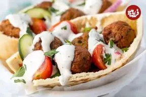 طرز تهیه ساندویچ فلافل سوری با سس مخصوص