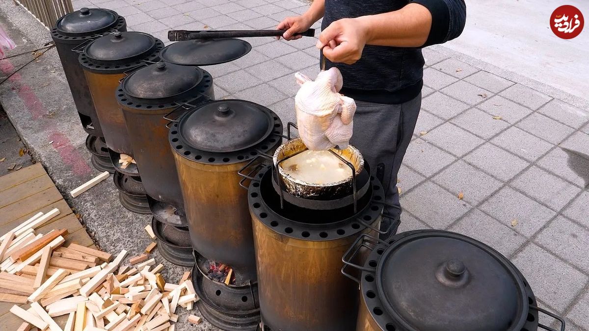 (ویدئو) مشهورترین مرغ کبابی بریکت تایوان را این خانواده تایپه ای در خیابان آماده می کنند