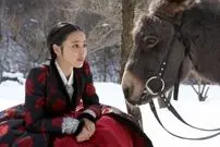 عکس| سفر به تاریخ؛ عکس یادگاری «سوسانو» با «هیوبو و رئیس دزدان دریایی» در پشت‌صحنه «جومونگ»