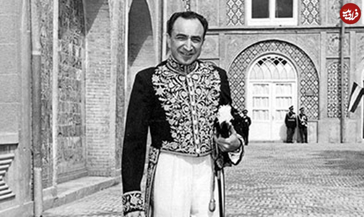 سفر در زمان؛ یادداشت‌های علم، جمعه ۱۸ اسفند ۱۳۵۱