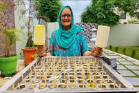 ببینید؛ غذای روستایی در هند؛ تهیه دسر هندی کلفی (Kulfi) توسط مادر بزرگ روستایی