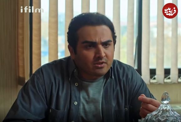 عکس| سفر در زمان؛ «مسعود تابش» سریال بچه مهندس 3 در کودکی در کنار پدرش؛ سال 1360