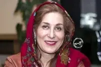 عکس| سفر زمان؛ «فاطمه معتمد آریا» در 28 سالگی با چادر گلدار در نهمین فیلمش؛ دهۀ 60