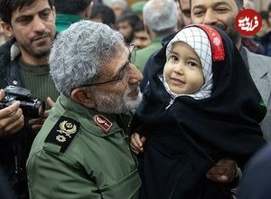 عکس؛ سفر به تاریخ؛ «سردار قاآنی» در کنار «امیر سیاری» در مراسم تنفیذ ریاست جمهوری پزشکیان؛ سال 1403