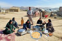 ببینید؛ غذای عشایری در ایران؛ پخت نان سنتی و کوکوی مرغ