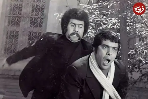 عکس| سفر زمان؛ «حسین گیل» بازیگر سینمای قبل از انقلاب در جبهه در کنار دو شهید