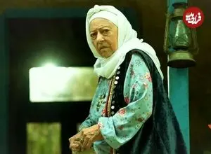 عکس| سفر در زمان؛ «مادرجان، اسکندر و حاج احسان» در پشت صحنه سوجان؛ سال 1402