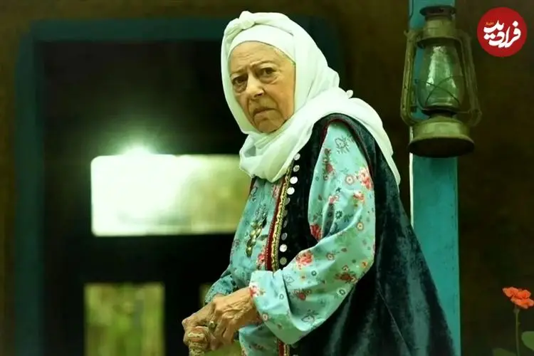 عکس| سفر در زمان؛ «مادرجان، اسکندر و حاج احسان» در پشت صحنه سوجان؛ سال 1402