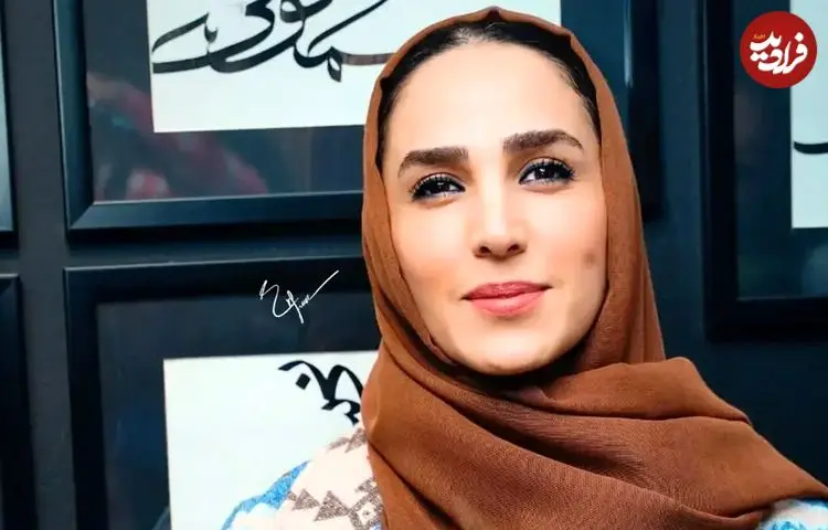 تصاویر؛ تیپ هنری «سوگل طهماسبی» در رونمایی کتاب «من شاعر نیستم»