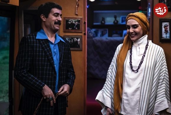 عکس؛ سفر در زمان؛ «بازیگر نقش شری» خارج از سریال پایتخت 7 در لندن؛ سال 1401