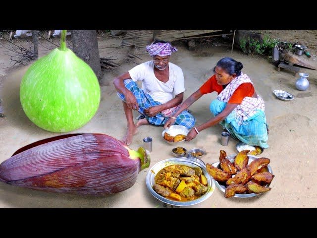 (ویدئو) طبخ دیدنی کوفته کاری و قورمه سبزی گل موز توسط زوج مسن قبیله سانتالی هند
