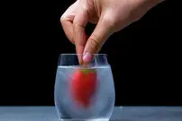 (ویدئو) چند آزمایش‌ علمی جذاب ببینید!
