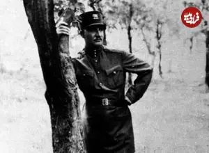 عکس| سفر در زمان؛ «رضاخان و محمدرضا پهلوی» در تخت جمشید؛ سال 1316