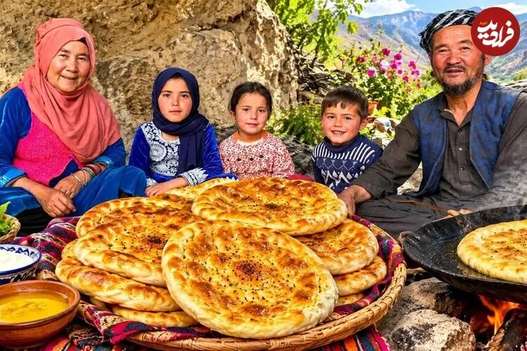 ببینید| غذای روستایی در افغانستان؛ پخت نان روغنی در طبیعت روستا