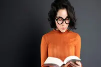 ۹ عادت فکری که نشان دهنده هوش بالا هستند