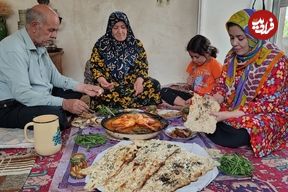 ببینید؛ غذای روستایی در ایران؛ پخت نان سنگک و مرغ کامل در تنور