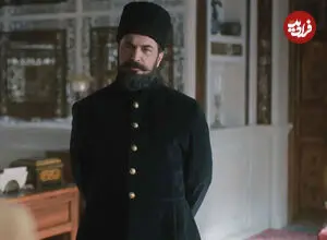 نقد قسمت اول سریال «سرخ و سیاه» با بازی پارسا پیروزفر؛ وقتی عشق با قدرت روبرو می‌شود