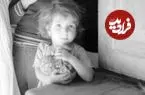 عکس| سفر زمان؛ زن اصفهانی و فرزندانش در حال خرید از مغازه بقالی؛ سال‌های دهۀ 1330