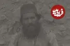 عکس| سفر زمان؛ تصویری از «هالو کریم» در حال استراحت کنار دیوار؛ 135 سال قبل