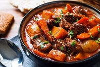 طرز تهیه خوراک گوشت ترکی؛ خوشمزه و مقوی