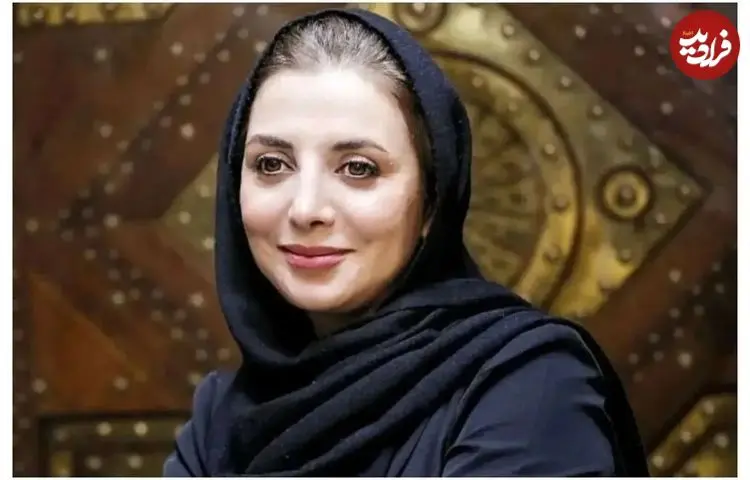 تصاویر؛ استایل شیک «رویا میرعلمی» با کت‌وشلوار سبز تیره در اکران «سینما شهر قصه»