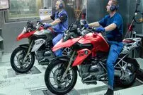 ببینید| صفر تا صد تولید موتور سیکلت قدرتمند بی ام و R1200 GS در آلمان