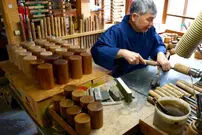 (ویدئو) مراحل دیدنی ساخت ظرف چوبی چای به روش مادربزرگ ژاپنی