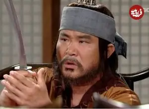 عکس| سفر زمان؛ تیپ و چهرۀ «رئیس موپالمو» در پشت‌صحنۀ سریال «دونگ‌یی»