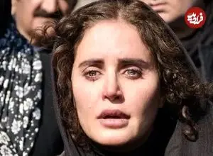 عکس| سفر زمان؛ ژست جالب «الناز شاکردوست و نعیمه نظام‌دوست» در اکران یک فیلم