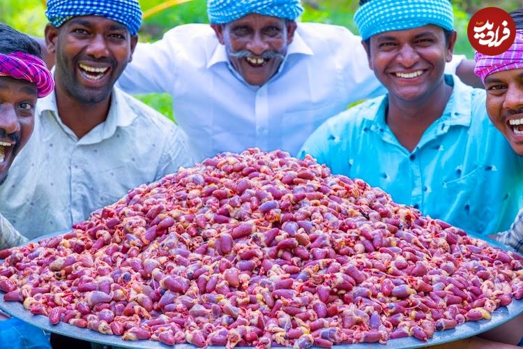 ببینید؛ غذای روستایی در هند؛ پخت یک غذای سنتی با 2000 عدد دل مرغ