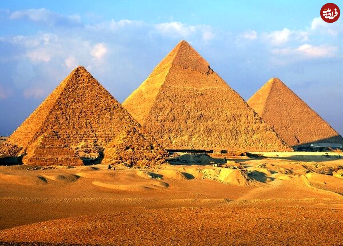 چه کسانی اهرام مصر را ساختند؟