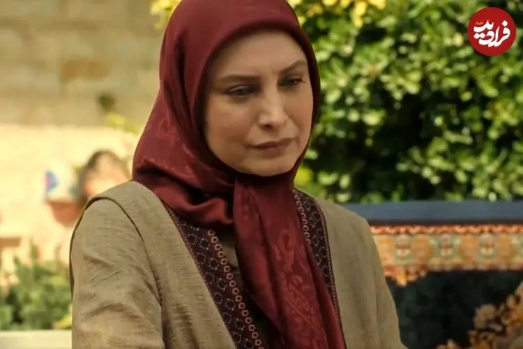 عکس| سفر در زمان؛ «مریم کاویانی» بازیگر سریال بیگانگان در کنار مرضیه برومند؛ سال 1404