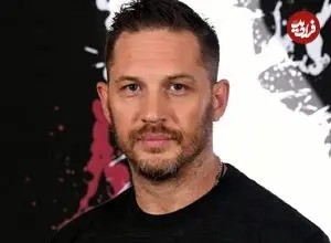 عکس| سفر در زمان؛ «تام هاردی 27 ساله» در مراسم افتتاحیه فیلم «De-Lovely» در لندن؛ سال 1383