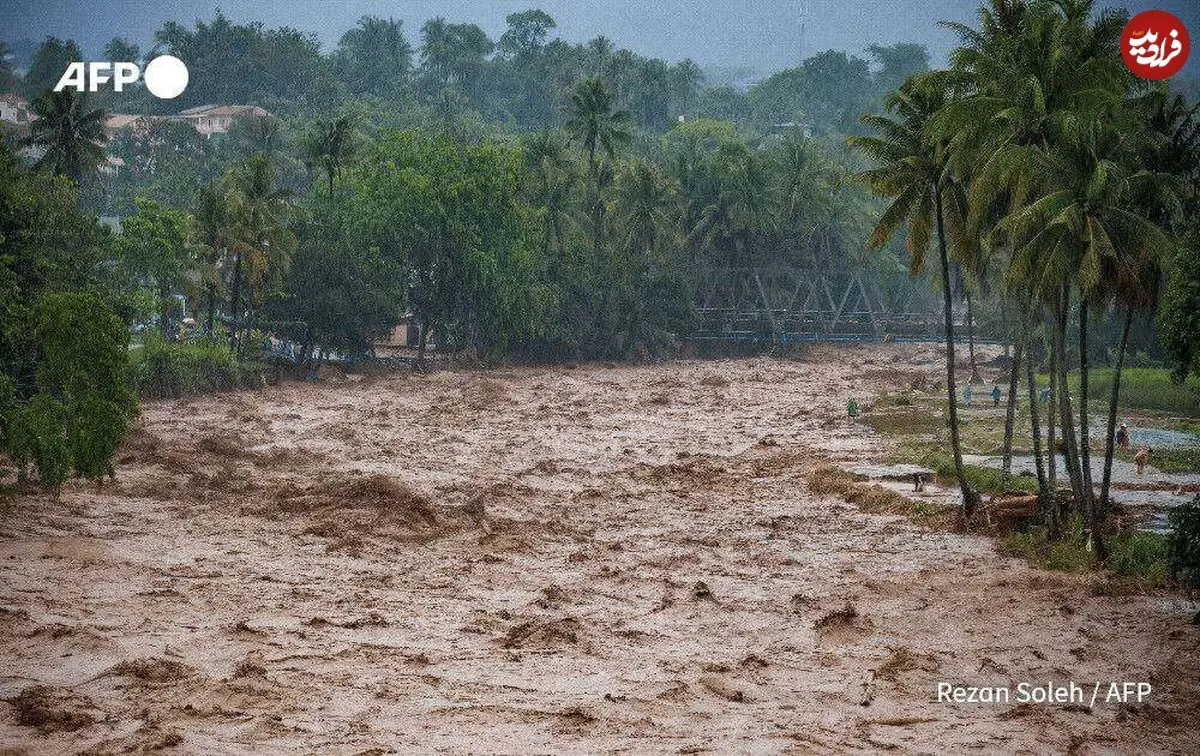 تصاویر| سیلی که جان ۱۴۵ انسان را گرفت